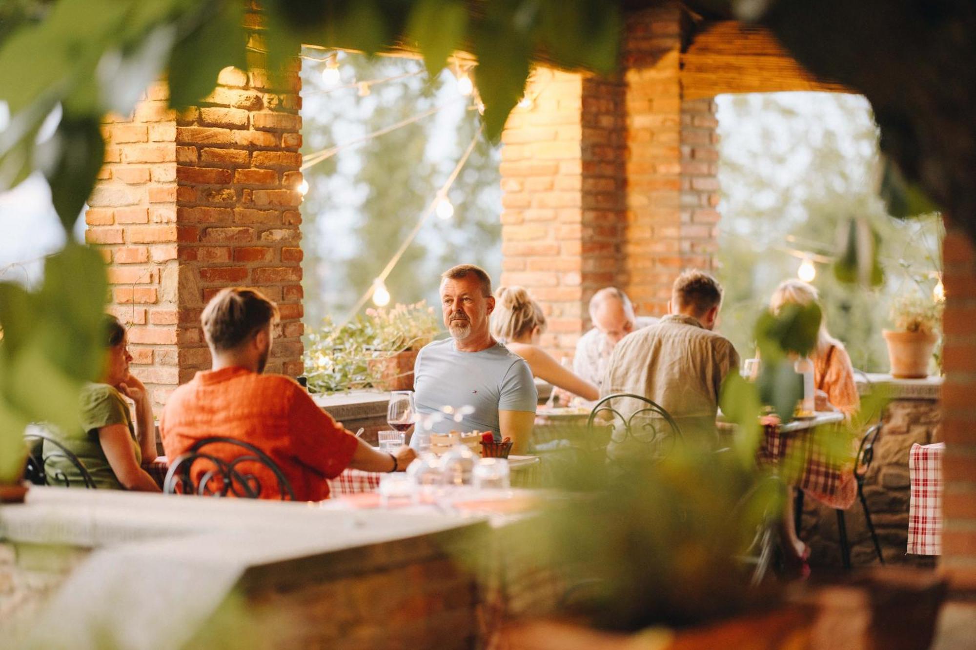 Il Palazzo - Agriturismo, Winery Arezzo Exteriér fotografie